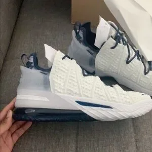Lebron 18 PE. Sierra Canyon sneakers Nike LeBron 18 - Sierra Canyon HS Trailblazers PE – mypekicks main image 3
